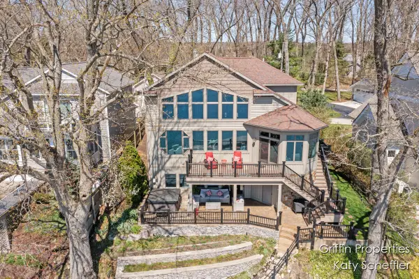 7220 Wilkinson Drive Ne, Rockford, MI 49341