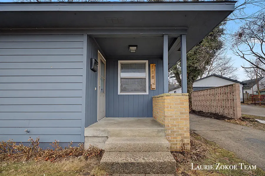 118 Canterbury Street Sw, Grand Rapids, MI 49548 - #3