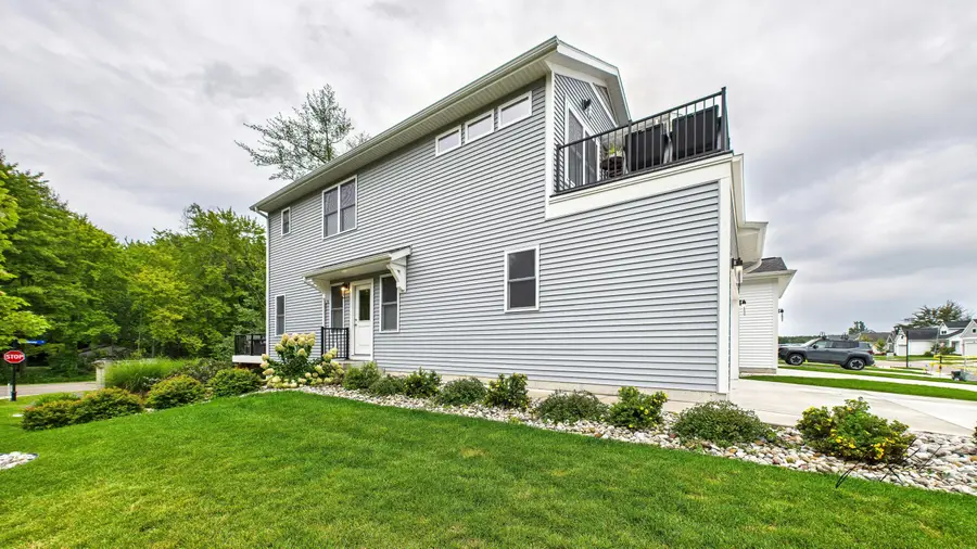 7230 Atwater Drive, Norton Shores, MI 49456 - #3