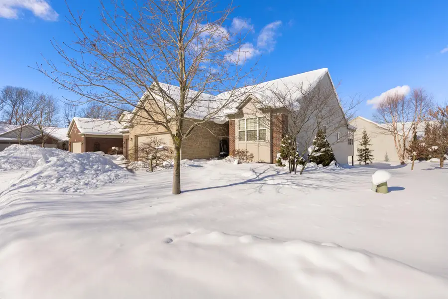 2921 Woodridge Circle Ne #43, Grand Rapids, MI 49525 - #2