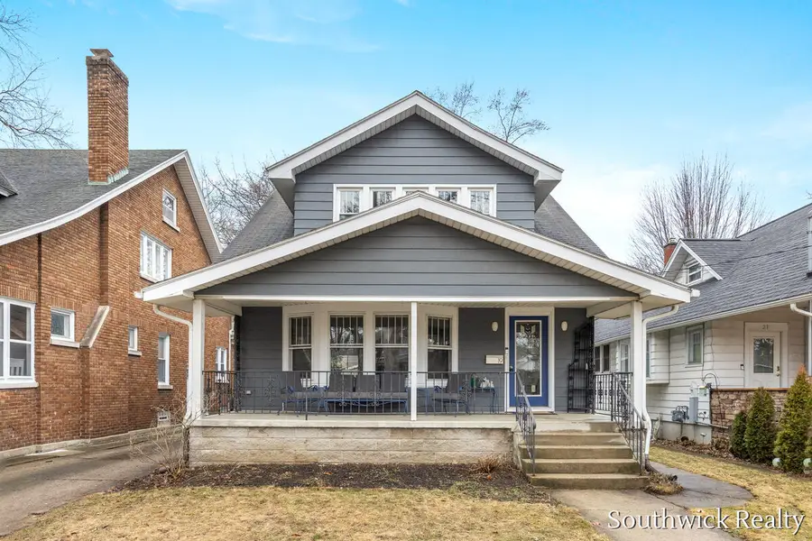 19 Richards Avenue Nw, Grand Rapids, MI 49504 - #2