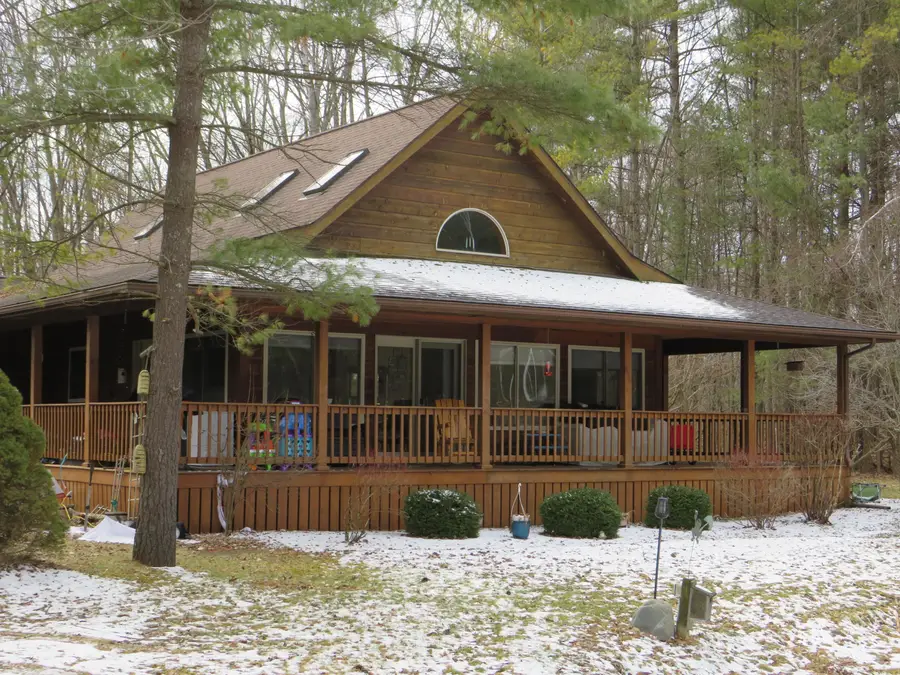 7901 N Lumberjack Road, Riverdale, MI 48877 - #2