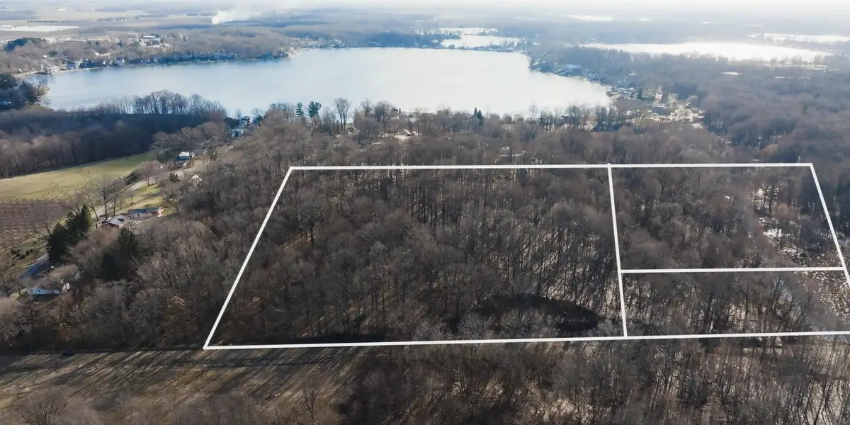 95085 70th Street, Benton Harbor, MI 49022 - #1