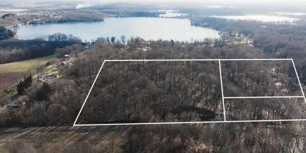 95085 70th Street, Benton Harbor, MI 49022