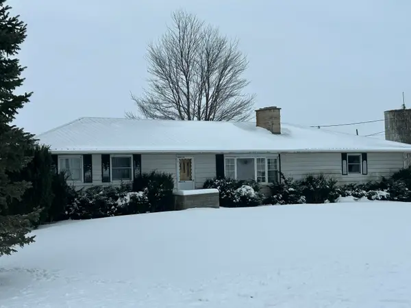 2416 Aldrich Road, Tekonsha, MI 49092