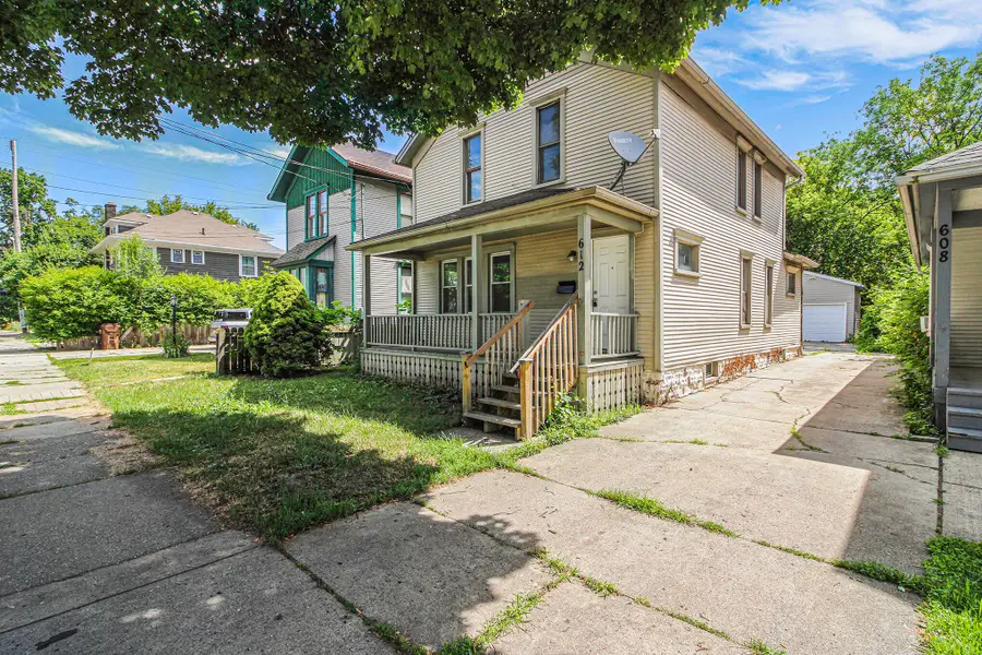 612 N Walnut Street, Lansing, MI 48933 - #3