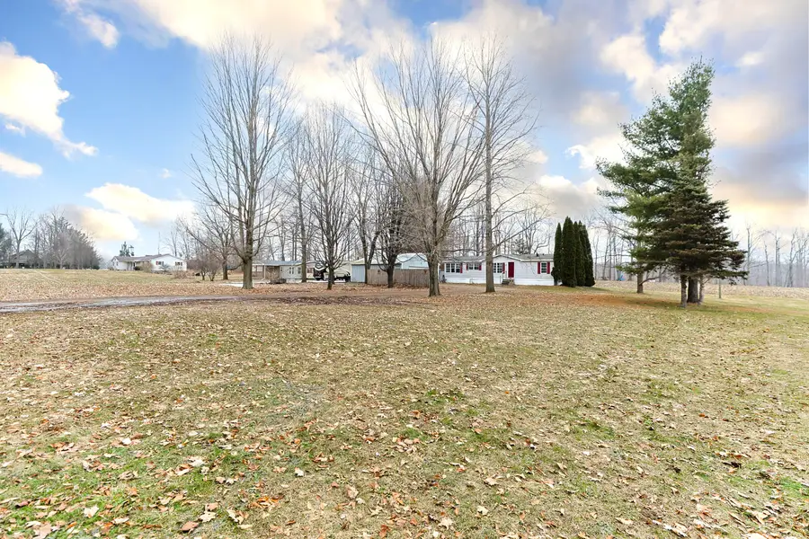 60123 Dailey Road, Dowagiac, MI 49047 - #2