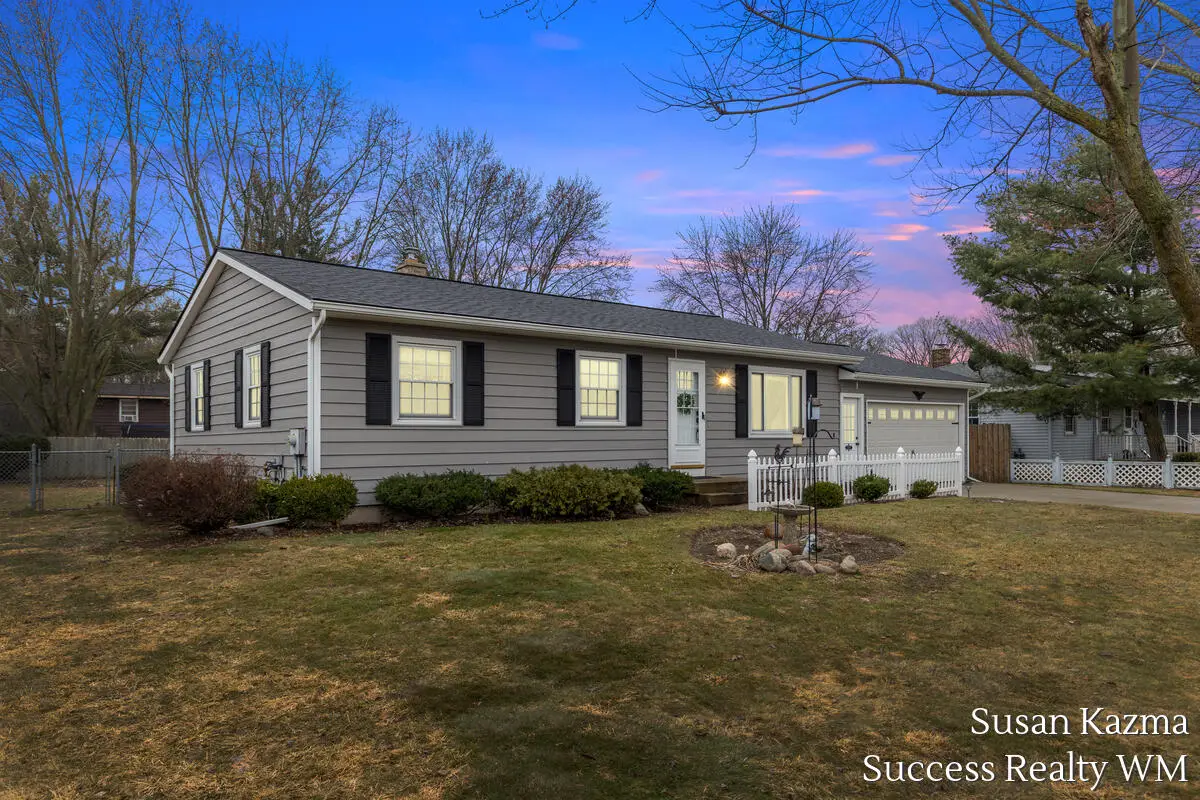 1308 Brookridge Se, Grand Rapids, MI 49508 - #1