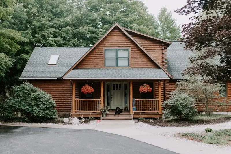 8723 N 96th Avenue, Pentwater, MI 49449 - #2