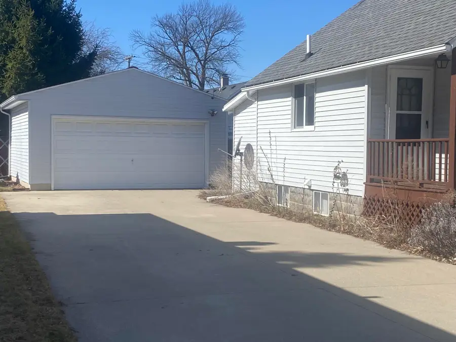 720 S Sherman Street, Bay City, MI 48708 - #2