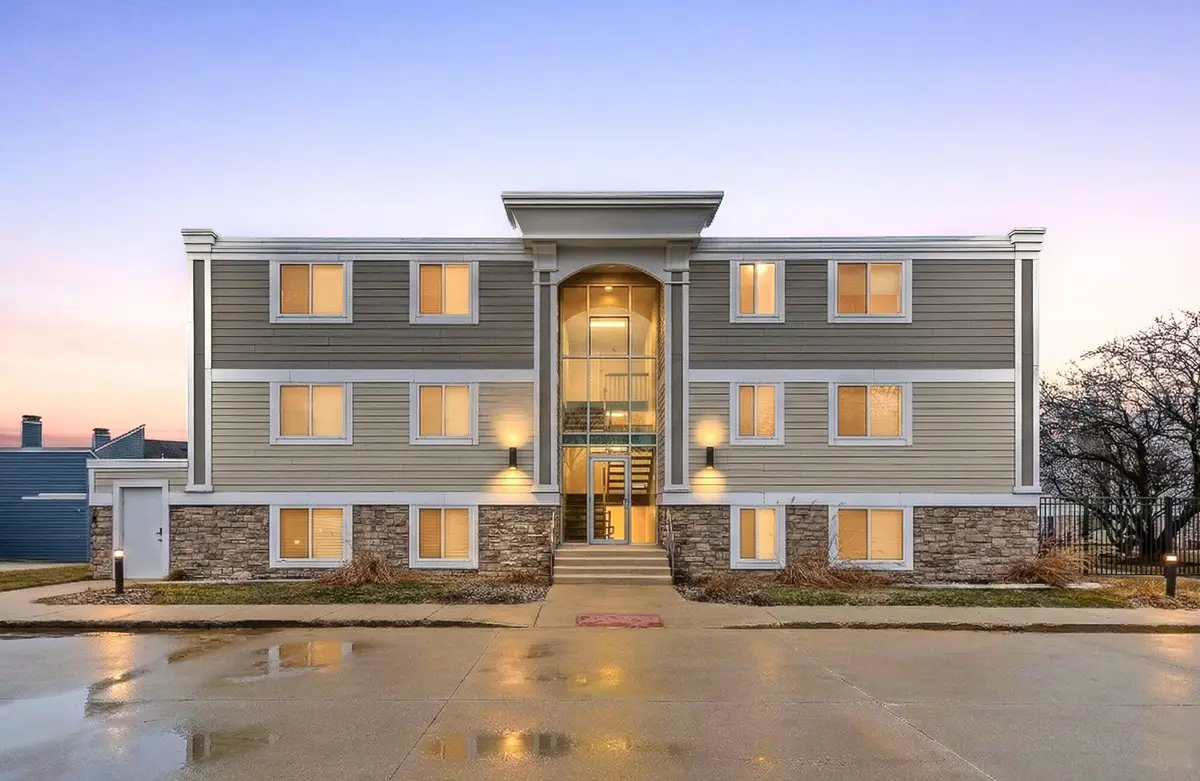 223 N Shore Drive #308, South Haven, MI 49090 - #1