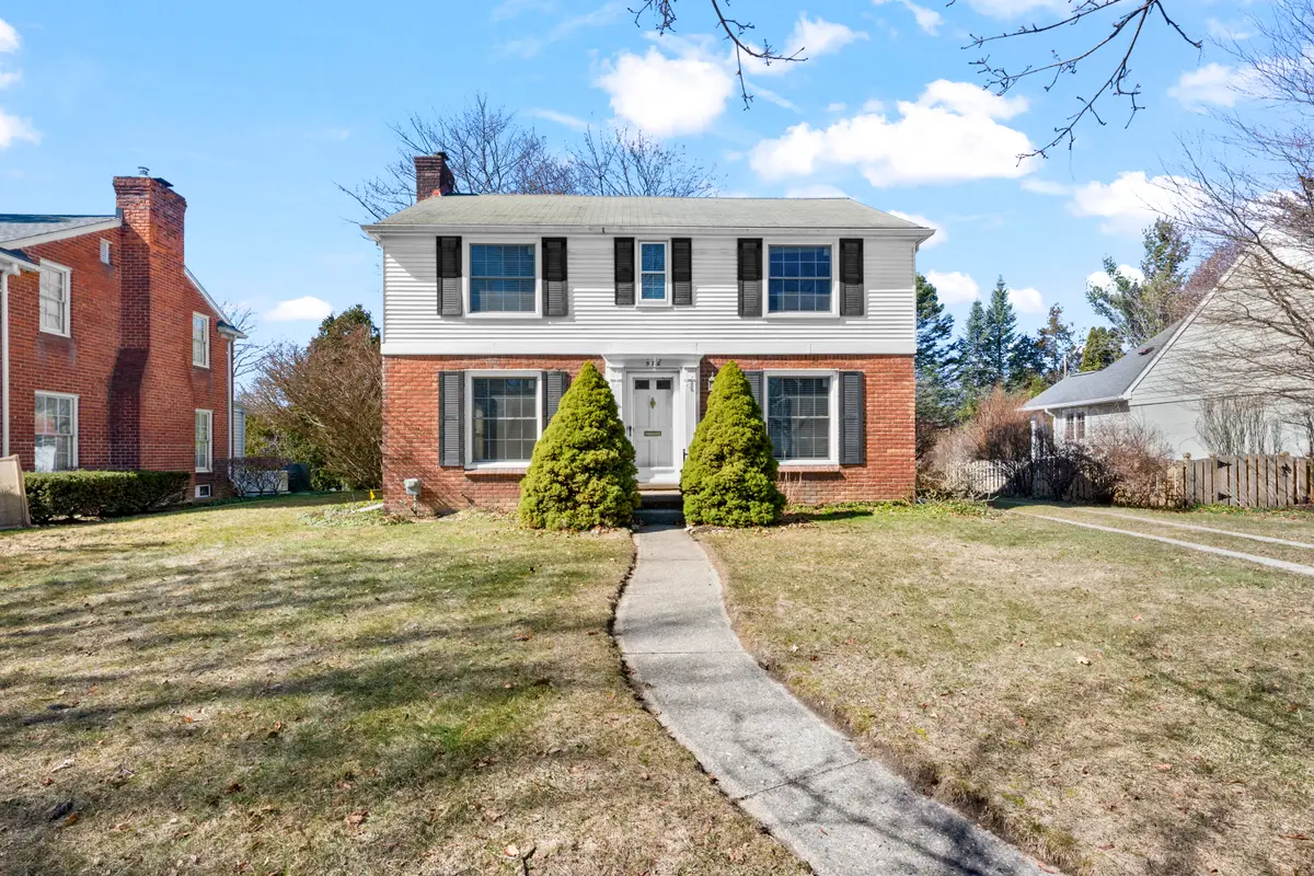 576 Golfview Boulevard, Birmingham, MI 48009 - #1