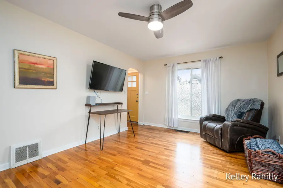 1334 Dickinson Street Se, Grand Rapids, MI 49507 - #2