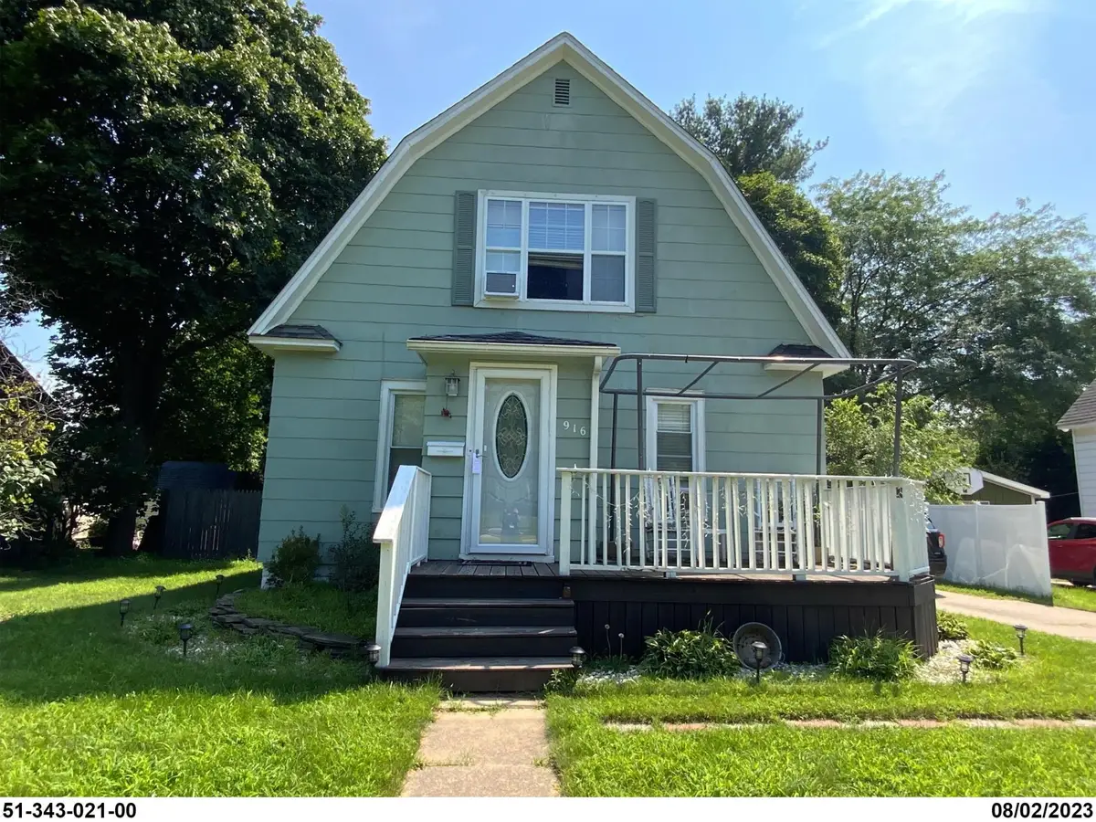 916 N River Avenue, Alma, MI 48801 - #1