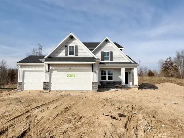 5911 Valley Point Drive Se, Caledonia, MI 49316