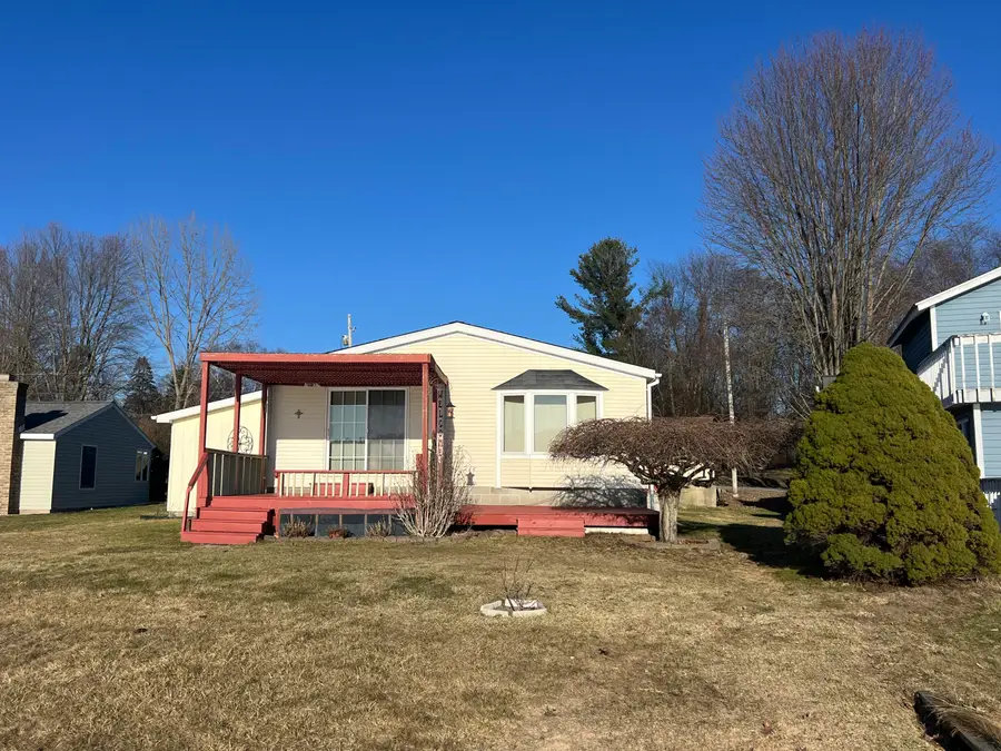 12515 S Rosemary Avenue, Grant, MI 49327 - #3