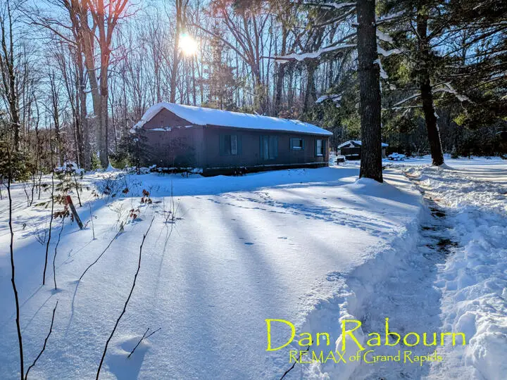 5263 E 8 Mile Road, Luther, MI 49656 - #2