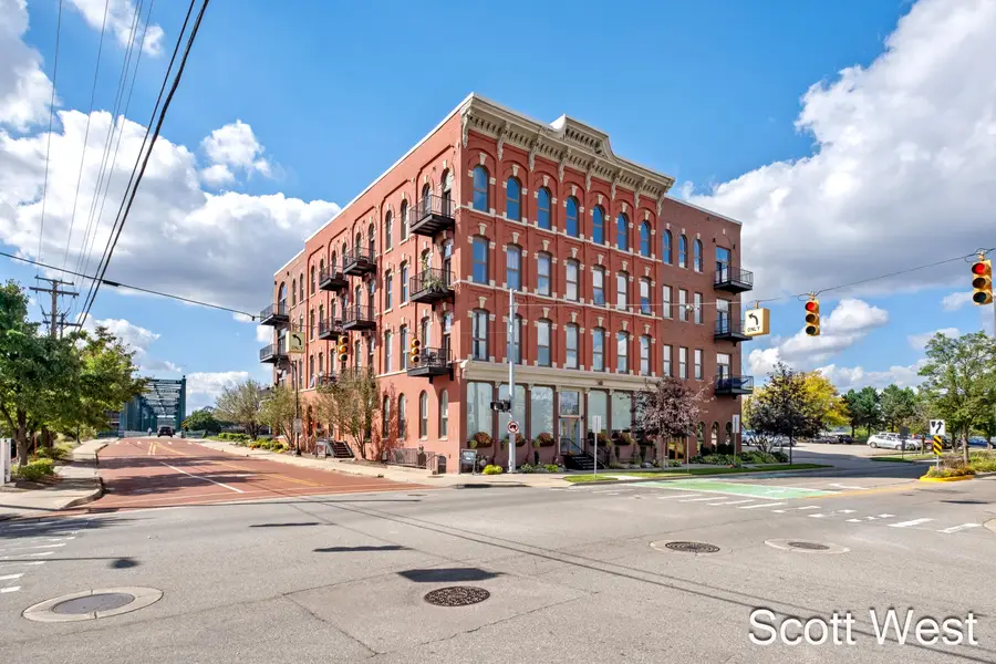801 Monroe Avenue Nw #402, Grand Rapids, MI 49503 - #2