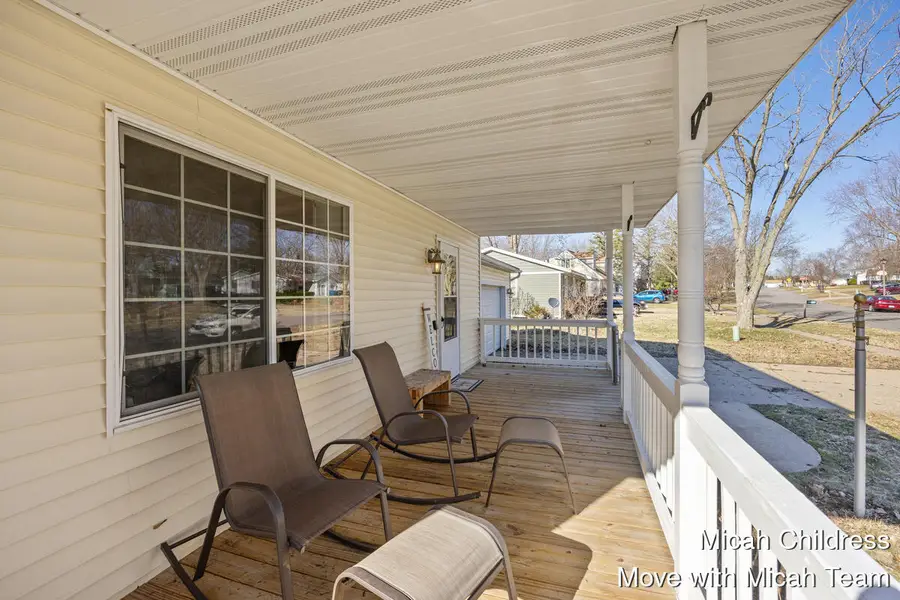 475 Harrison Street, Coopersville, MI 49404 - #3