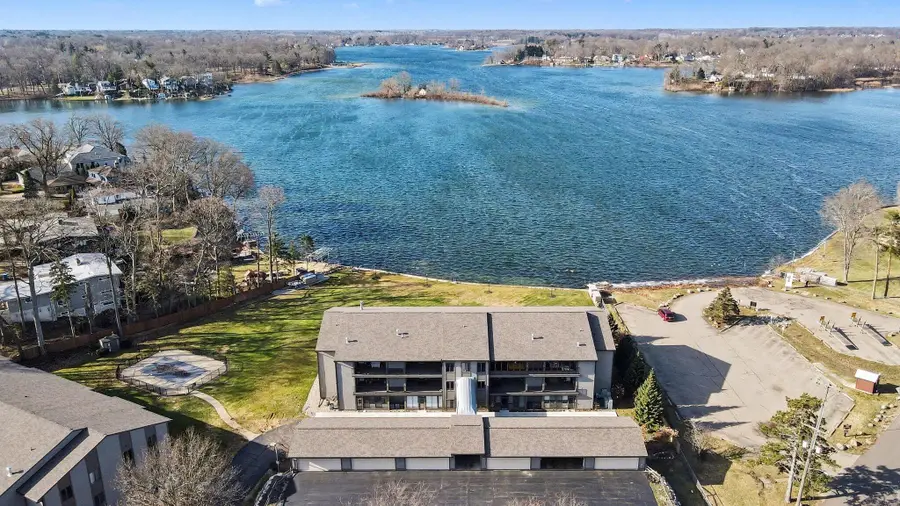 3 Hiawatha Cove Trail #2, Battle Creek, MI 49015 - #2