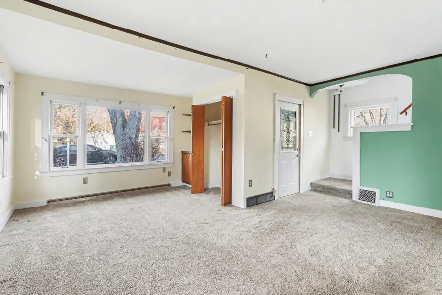 2516 Fairfield Avenue, Kalamazoo, MI 49048 - #2