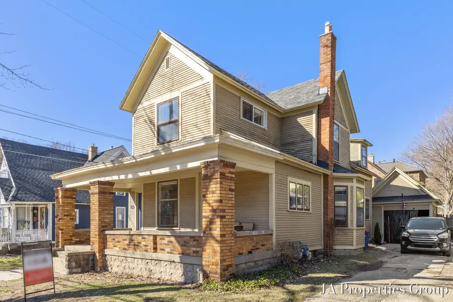 921 Fairmount Street Se, Grand Rapids, MI 49506 - #3