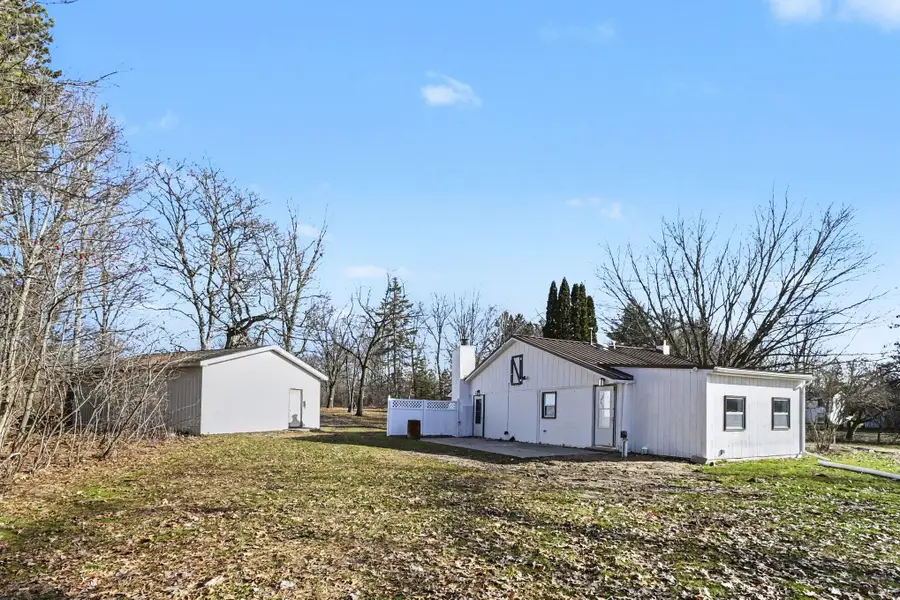 8846 E State Road, Haslett, MI 48840 - #3