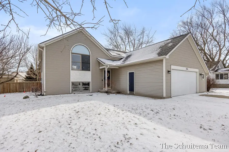 2860 104th Avenue, Zeeland, MI 49464 - #3