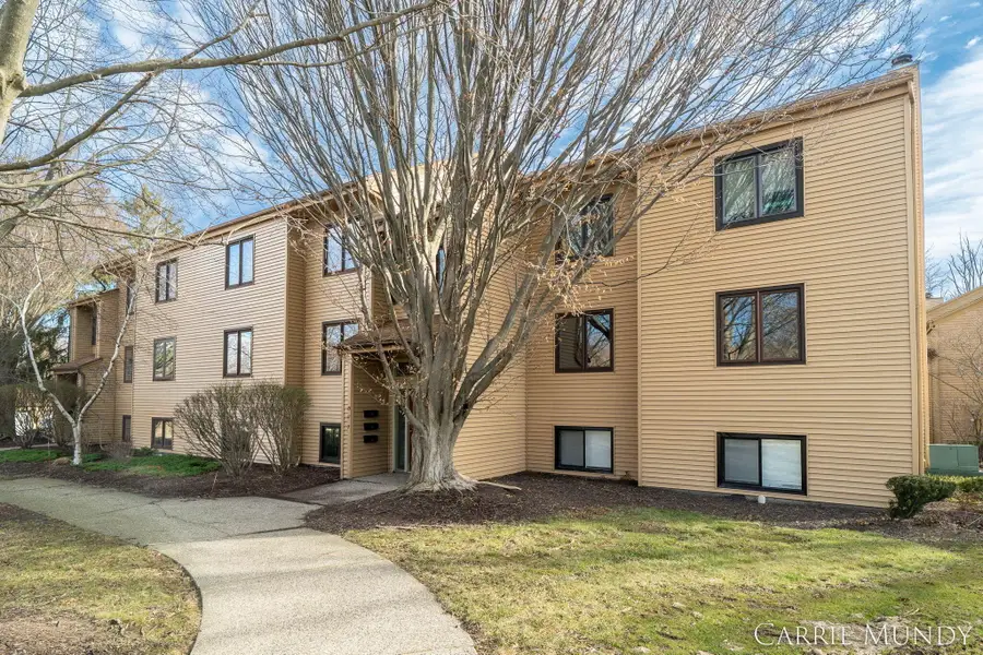 300 Farington Boulevard #7, Holland, MI 49423 - #2