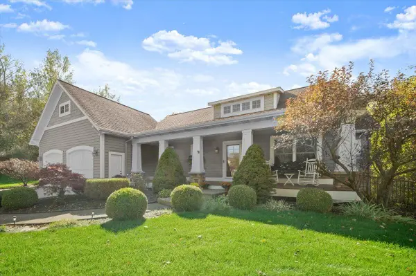 4522 Oakwood Court Se, Caledonia, MI 49316