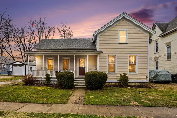 106 E Beech Street, Three Oaks, MI 49128