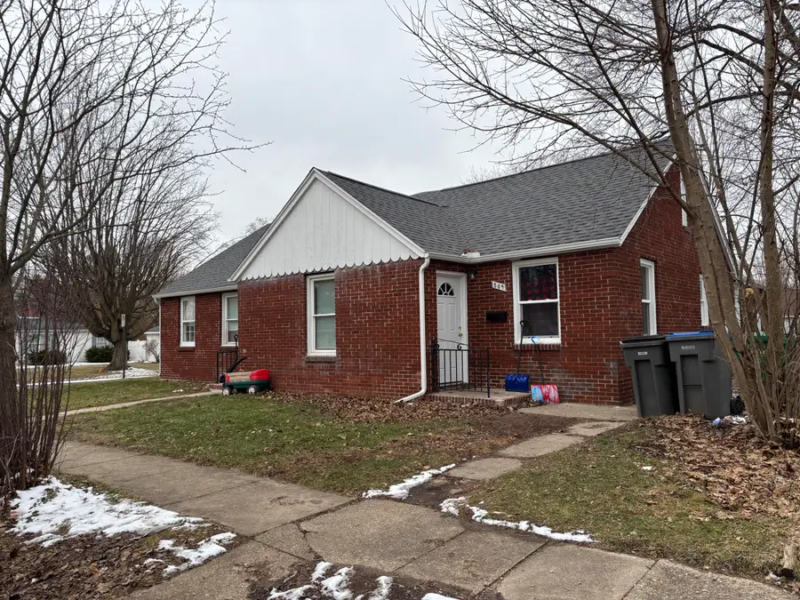 805 Michigan Avenue, Sturgis, MI 49091 - #2