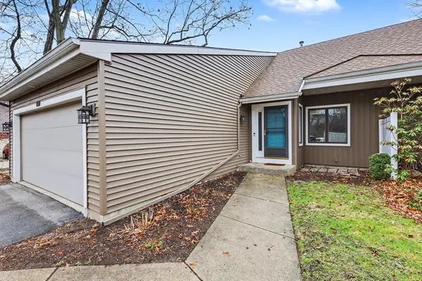 6615 Bella Vista Drive Ne, Rockford, MI 49341