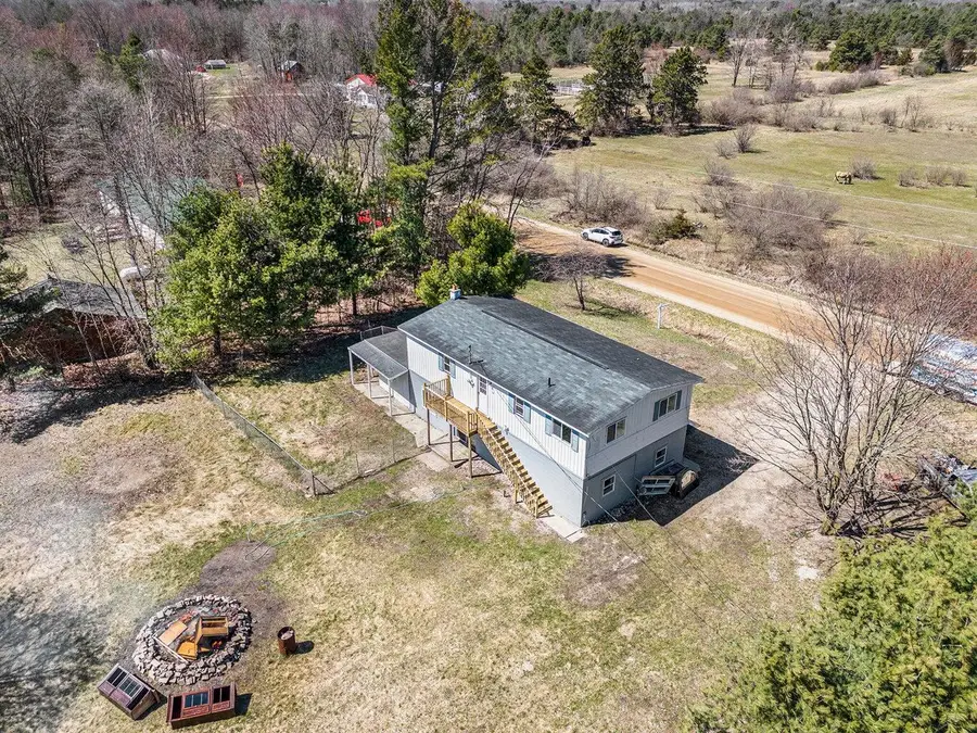 3335 E Tyler Road, Twin Lake, MI 49457 - #3