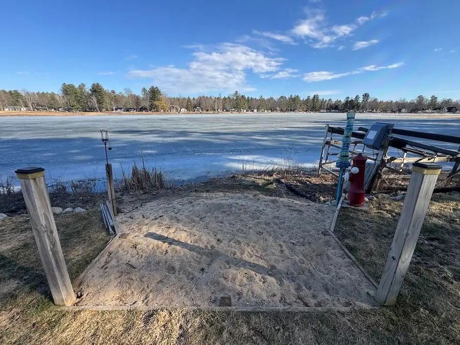 3388 Pinecrest Drive, Gladwin, MI 48624 - #3