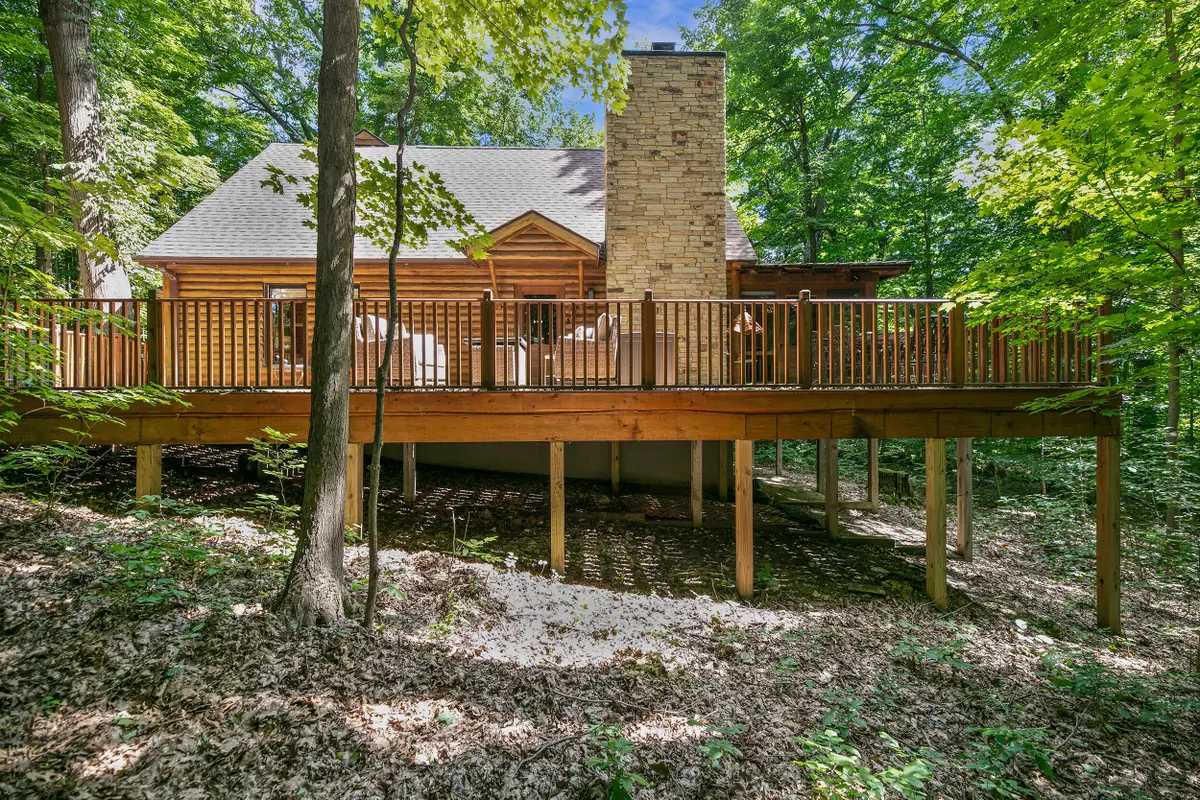 331 Charlestown Colony #18, Buchanan, MI 49107 - #1