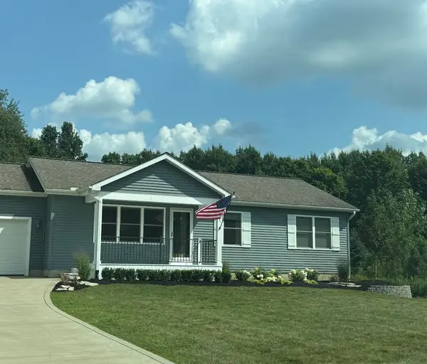 3007 Twin Meadows Drive, Jackson, MI 49201