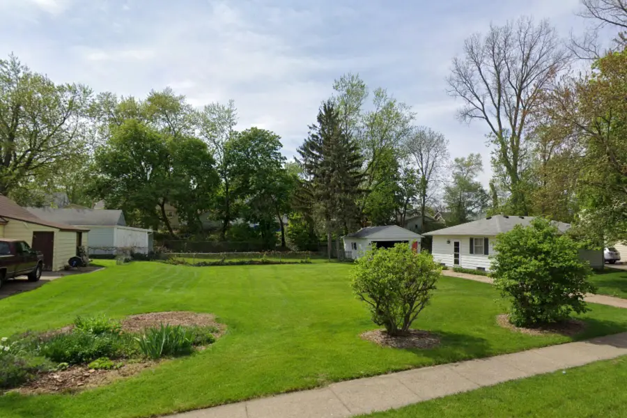 2311 Clarion Avenue Sw, Wyoming, MI 49519 - #2