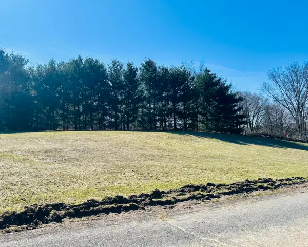 2234 Crest Haven Boulevard #1, Berrien Springs, MI 49103