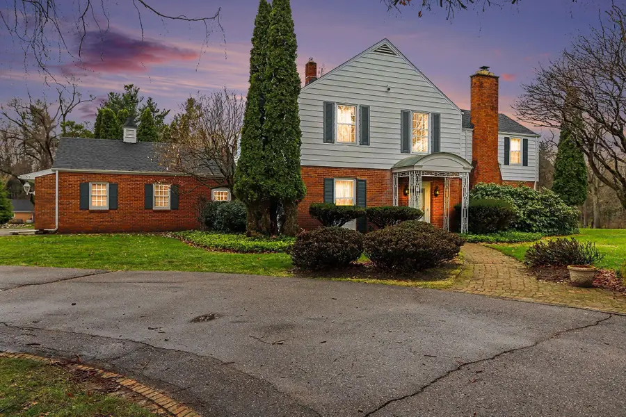 53 W Minges Road, Battle Creek, MI 49015 - #2