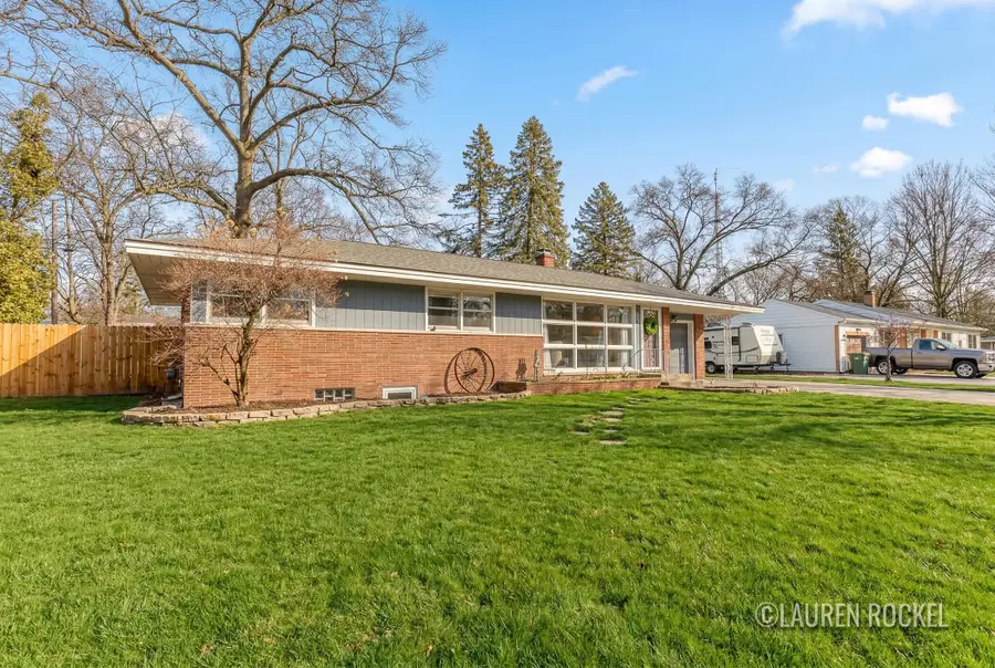 3532 E Manitou Circle, Norton Shores, MI 49441 - #2