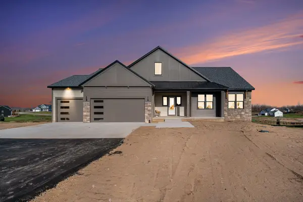 5631 Pioneer Pass Se #15, Caledonia, MI 49316