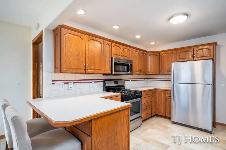 2536 Day Avenue Nw, Grand Rapids, MI 49544 - #3