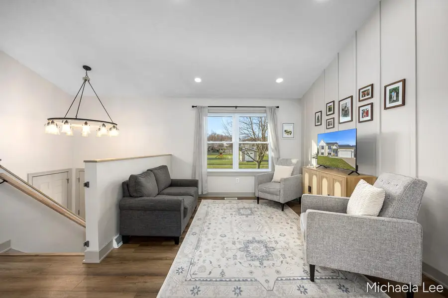 429 Plum Street, Wayland, MI 49348 - #3