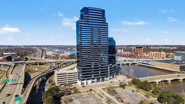 335 Bridge Street Nw #304, Grand Rapids, MI 49504