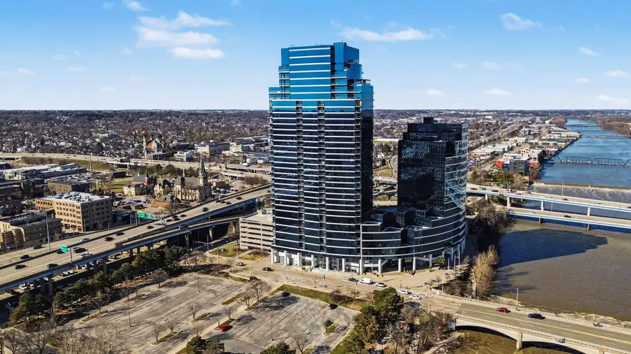 335 Bridge Street Nw #304, Grand Rapids, MI 49504 - #3