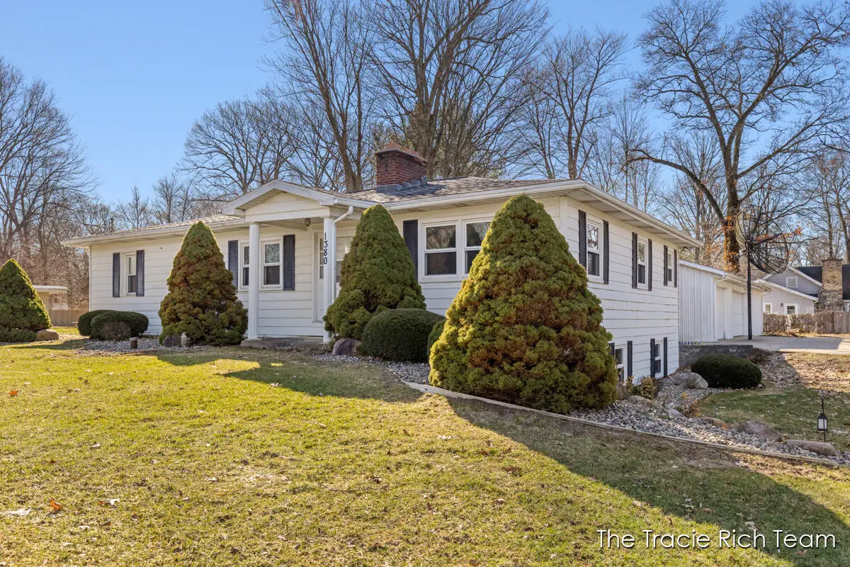 1380 Lake Michigan Drive Nw, Grand Rapids, MI 49534 - #1