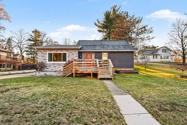 548 Hall Street, Ionia, MI 48846