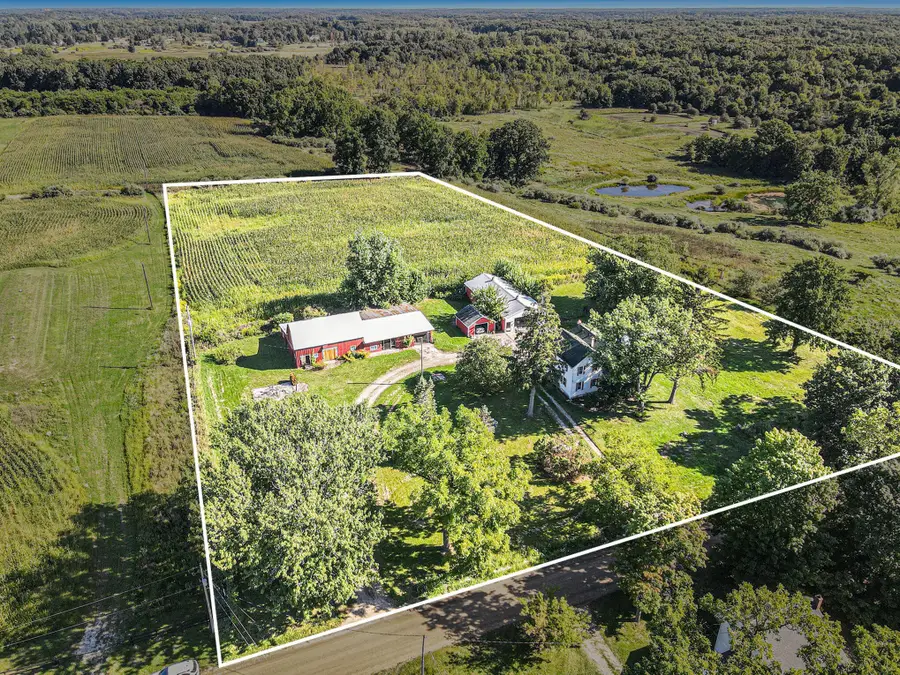 7350 Sanford Road, Howell, MI 48855 - #2