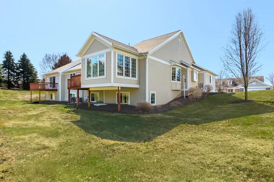 8905 N Clearwater Drive, Zeeland, MI 49464 - #3